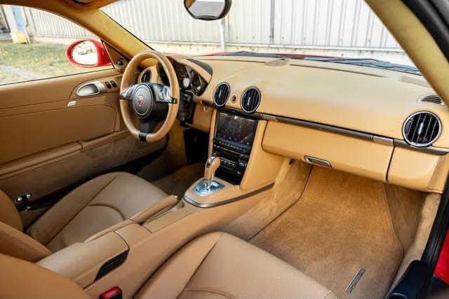 Porsche Cayman - image 24