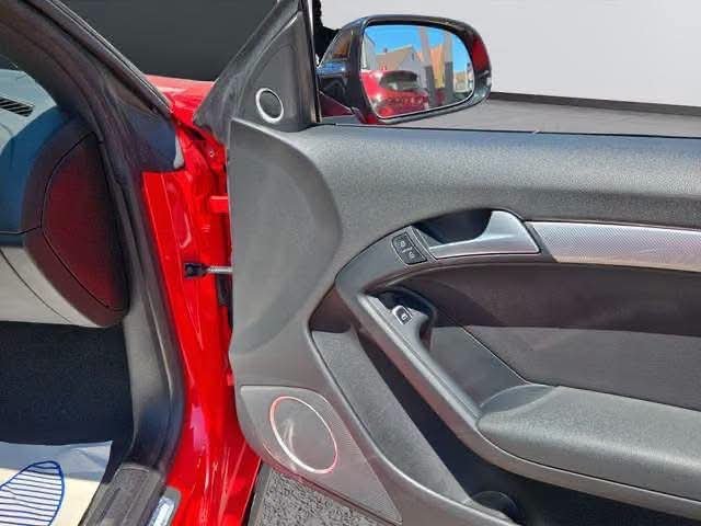 Audi A5 Cabriolet 2.0 TFSI S line - image 18