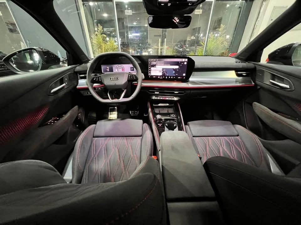 Audi Q3 S line - image 15