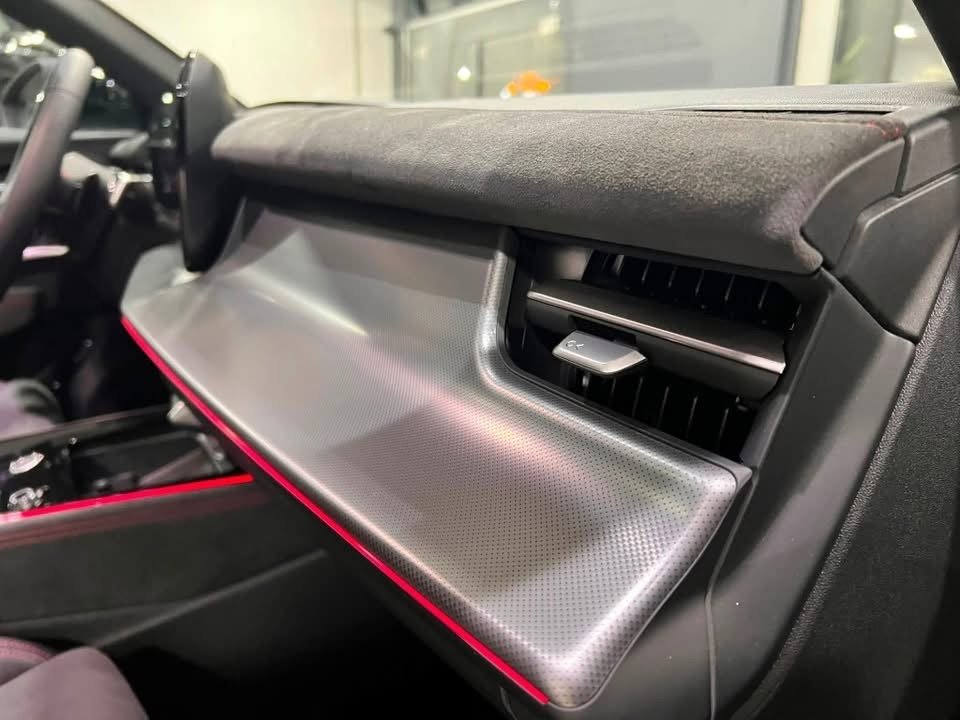 Audi Q3 S line - image 21