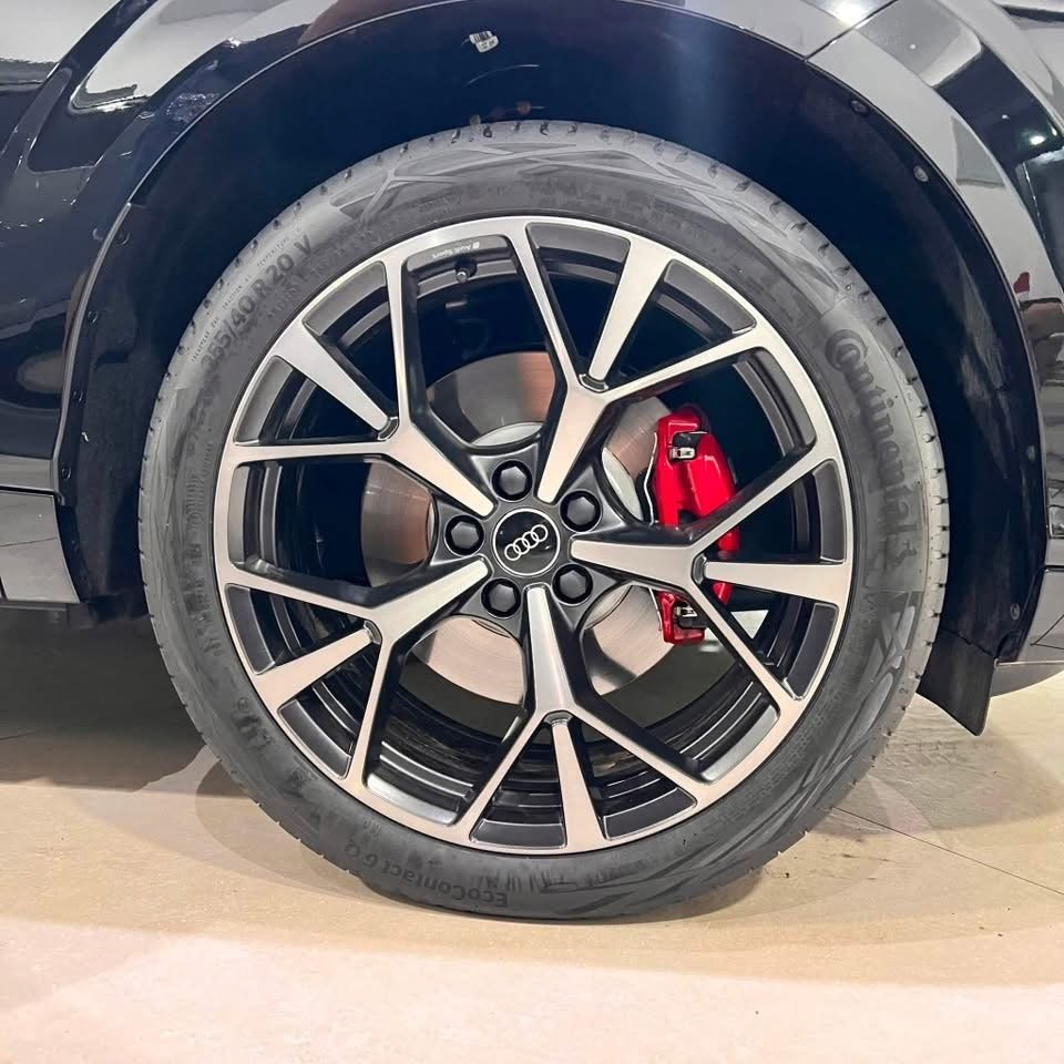 Audi Q3 S line - image 24