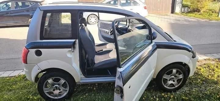 Microcar MC1 - image 2