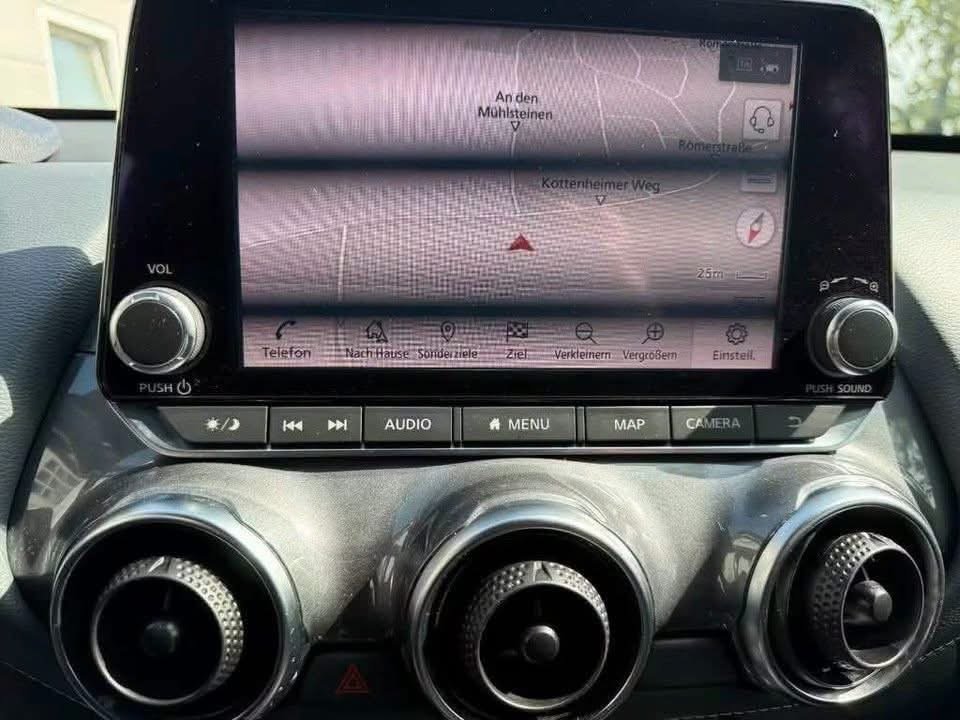 Nissan Juke - image 17