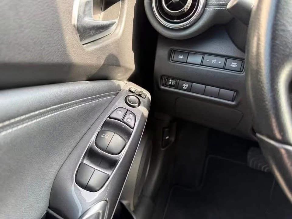 Nissan Juke - image 19