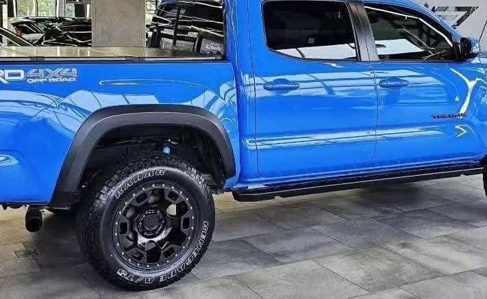 Toyota Tacoma 4x4 TRD - image 25