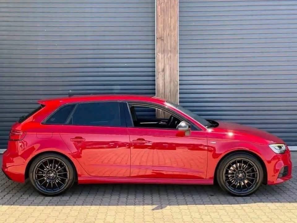 Audi A3 Sportback S-Line S-Tronic - image 12