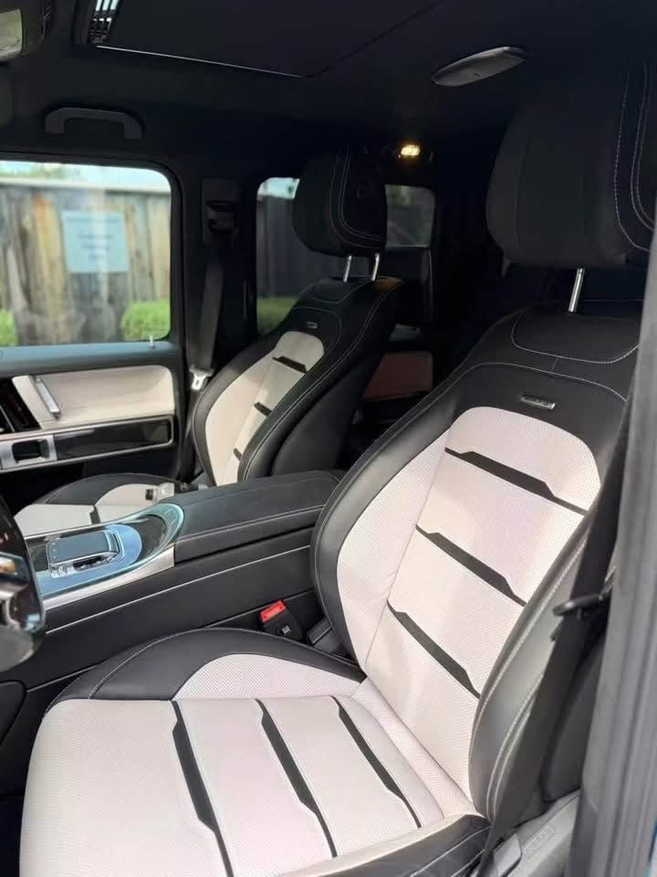 Mercedes-AMG G 63 MANUFAKTUR Hyper Blue Magno - image 5