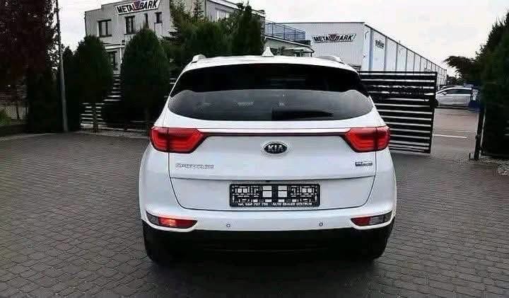 Kia Sportage 1.6 GDI 2WD Vision - image 12