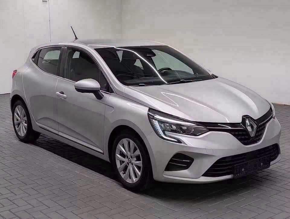 Renault Clio Intens - image 5