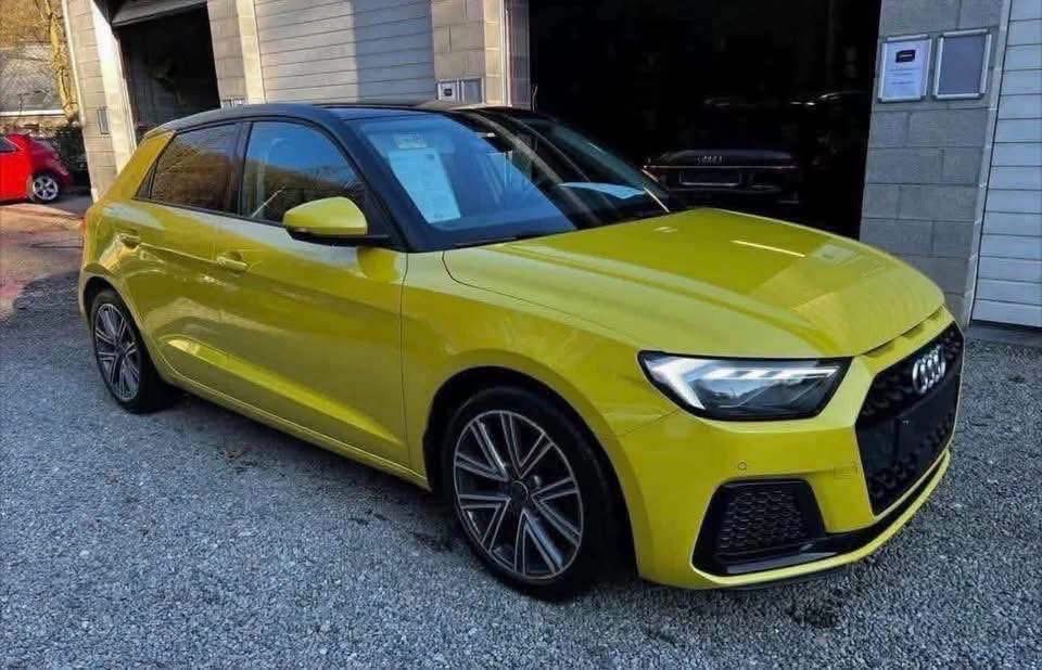 Audi A1 Sportback 2.5 TFSI Amarelo - image 5