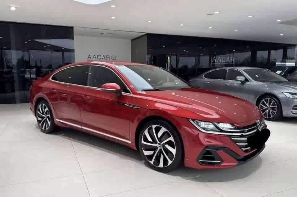 Volkswagen Arteon R-Line - image 2