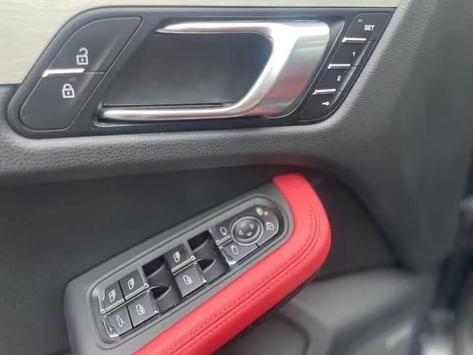 Porsche Macan – 2.0 TFSI - image 16