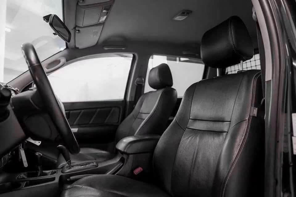 Toyota Hilux 3.0 D - image 11