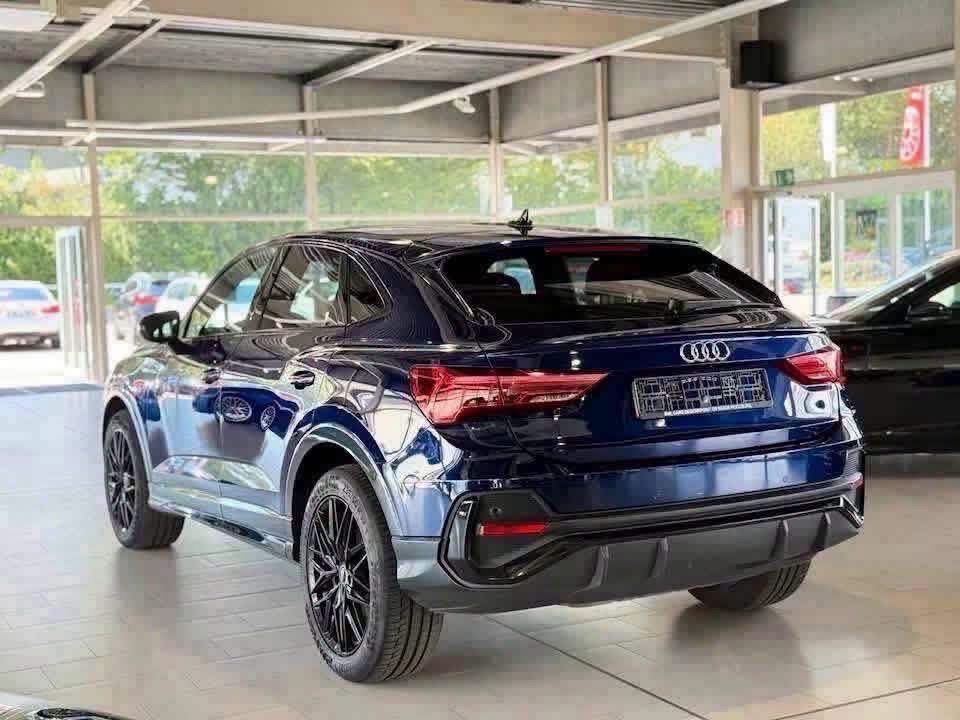 AUDI Q3 SPORTBACK 40 TFSI QUATTRO S LINE - image 4