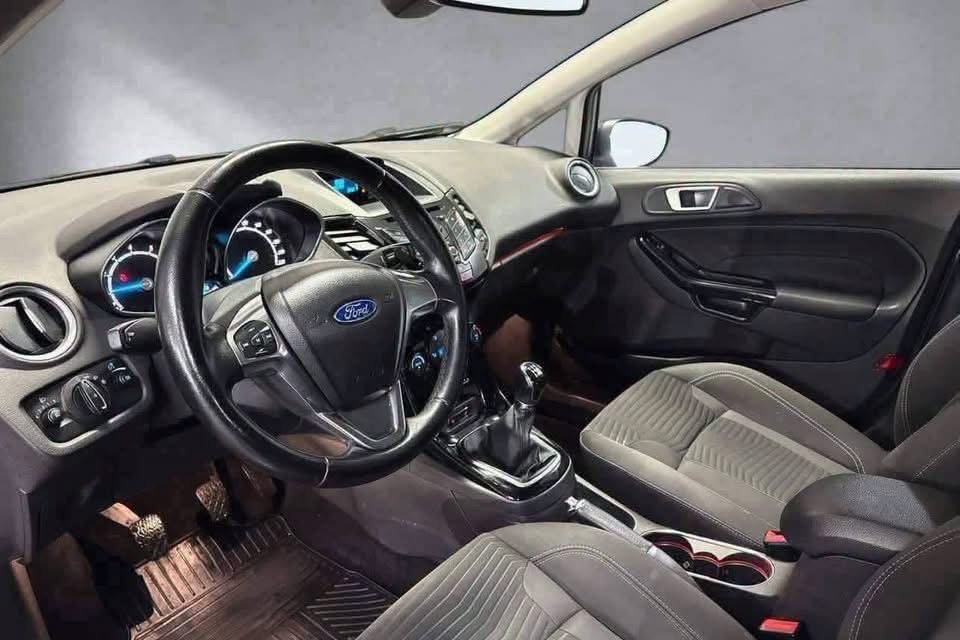 Ford Fiesta 1.0 - image 5